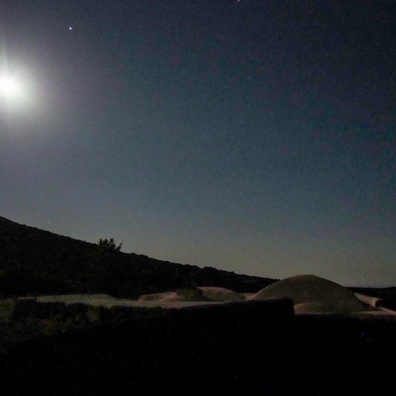 Pantelleria e il suo bizzarro avvento