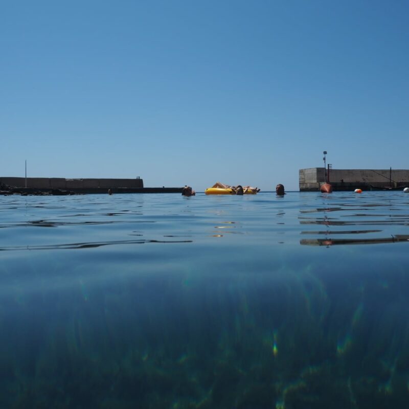 Scauri e il divieto di balneazione vero a metà