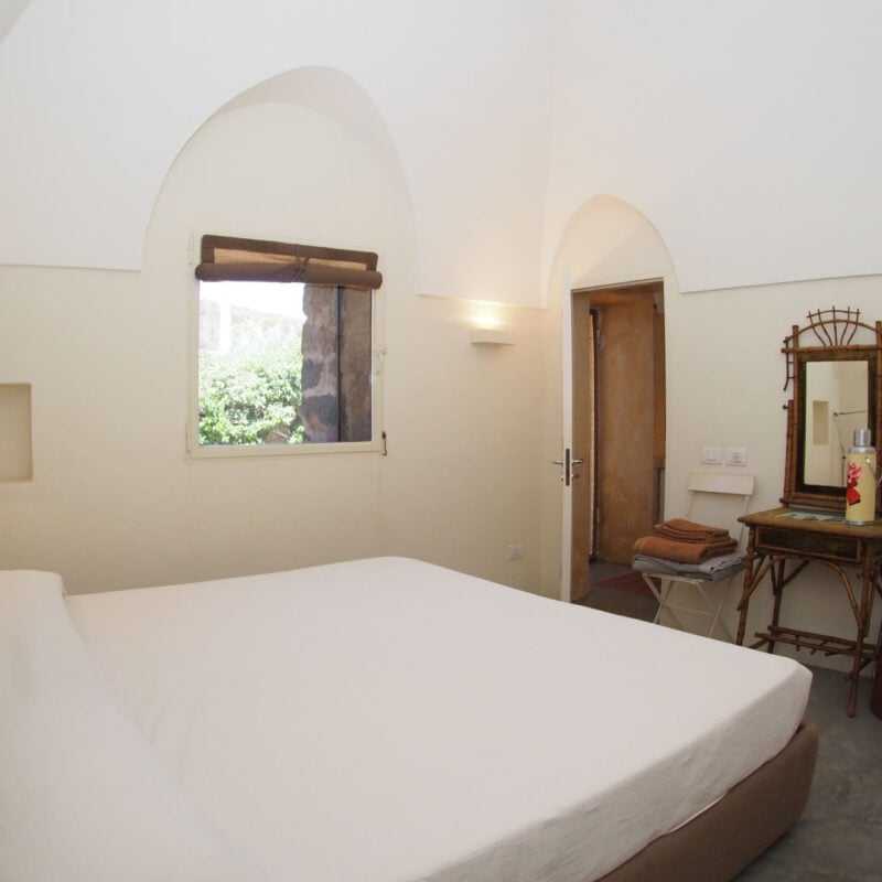 dammuso scirafi pantelleria