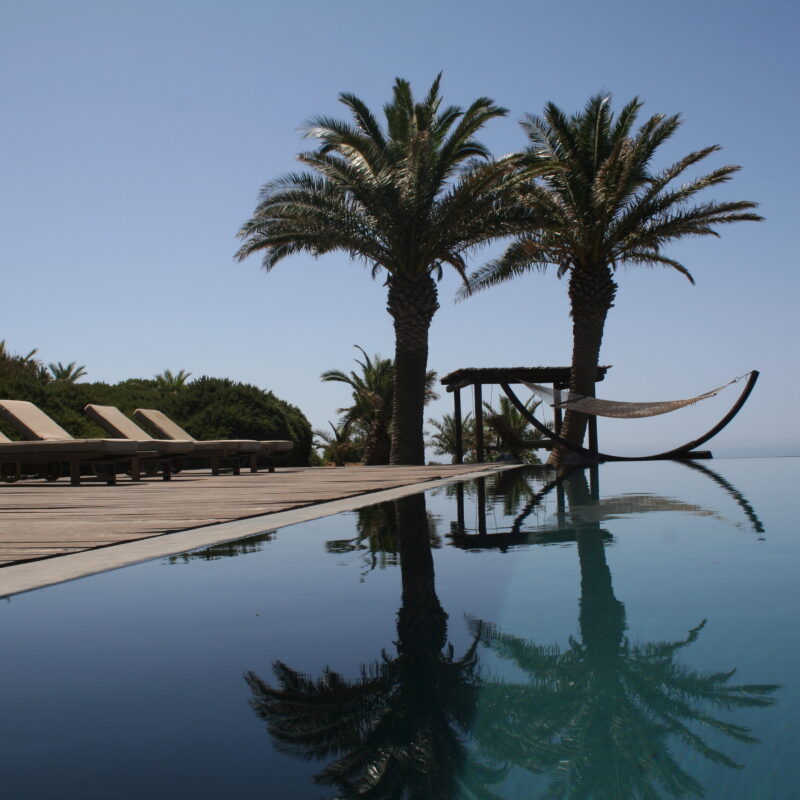 Una renna a luce solare a Pantelleria