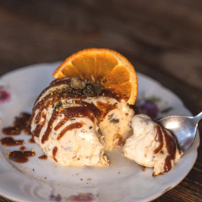 A Pantelleria anche le alcove sono dolci