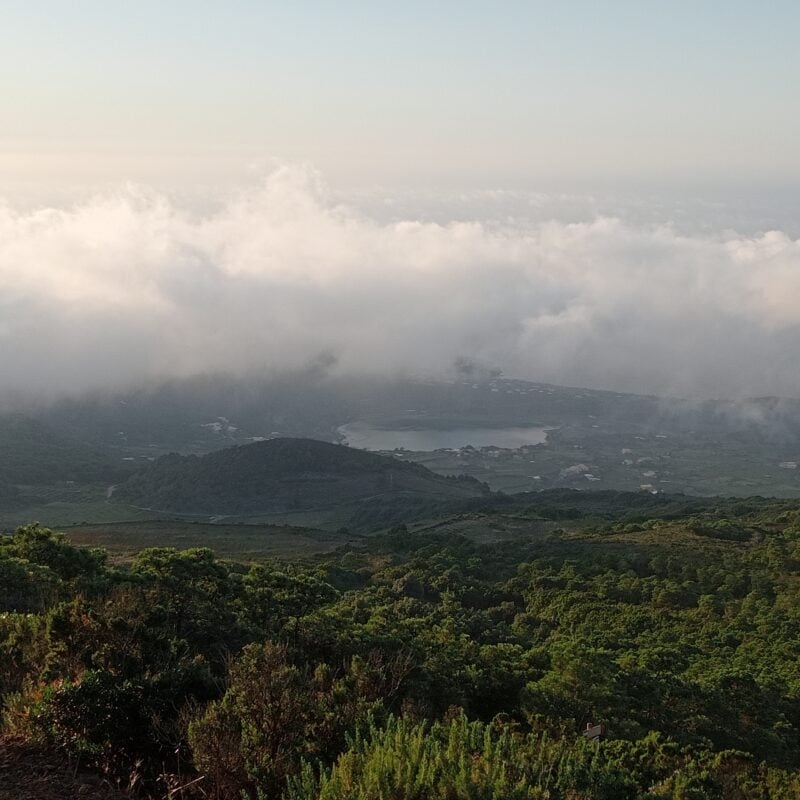 Quando Pantelleria decide per te: nebbia, voli e lezioni di vita