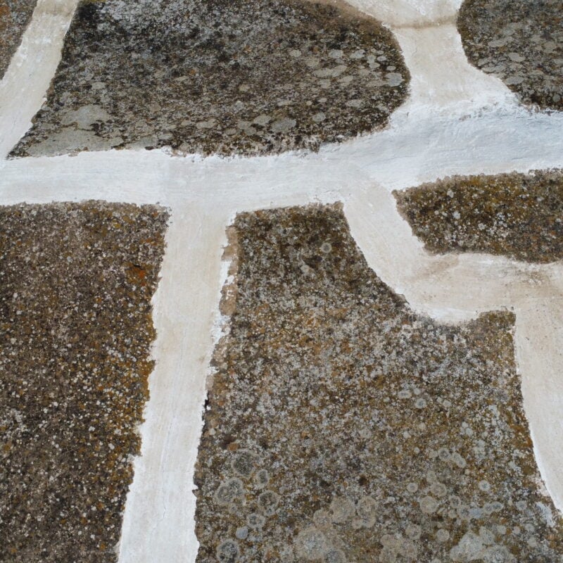 Pantelleria e la coscienza inquieta: parole dal margine del silenzio